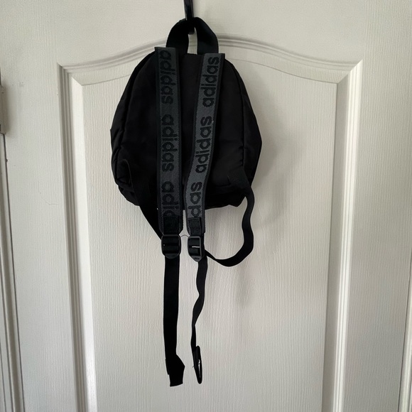 Small Adidas Backpack - Picture 2 of 7